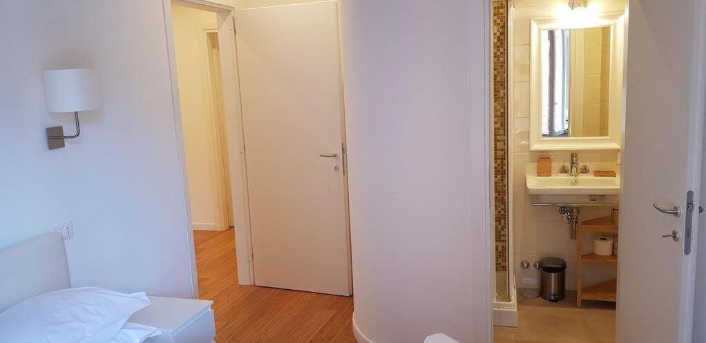 Restored Apartment - Stunning Pantheon View Рим Экстерьер фото